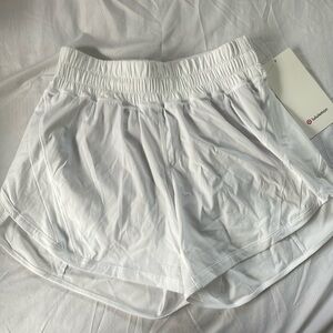 Lululemon Track That MR Short 5" Lined Size 6